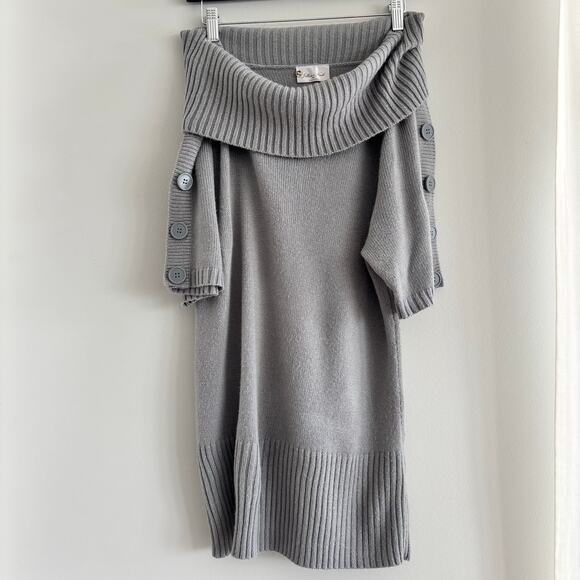 Jillian Nicole Sweaters - Off the Shoulder Tunic Sweater with Button Detail Gray Short Sleeve Women's PXL